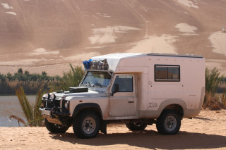 L'Azalaï : DEFENDER 110